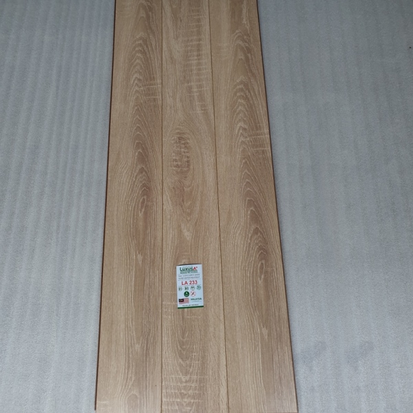Sàn gỗ Luxus A+ LA233 12mm